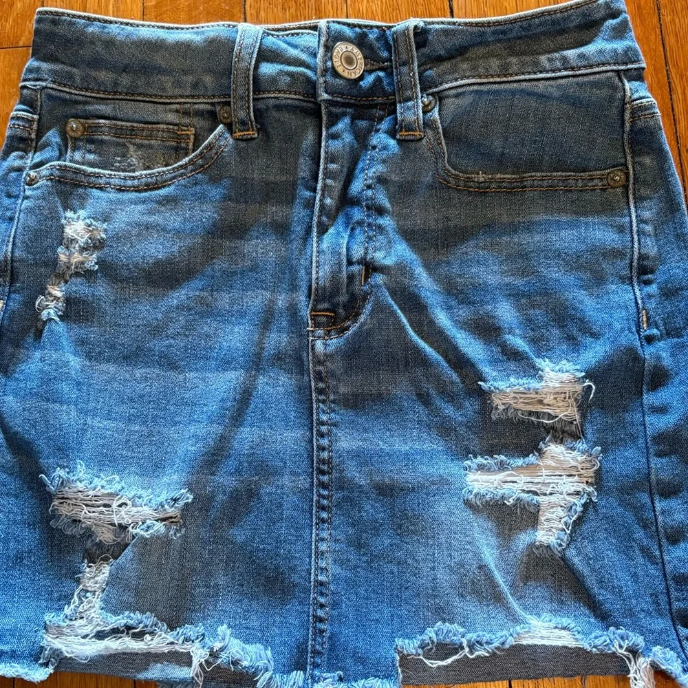 American Eagle Outfitters Distressed Denim Skirt - Picture 7 of 7